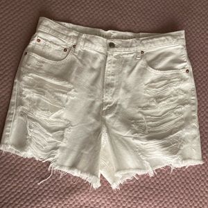 NWT American Eagle 90s high rise shorts- white size 14 / 32. Cutoff shredded